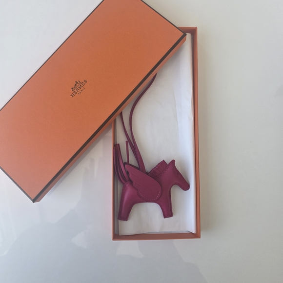 Hermes Rodeo Pegase PM Charm Framboise Pink Monochrome NWT - Picture 8 of 11